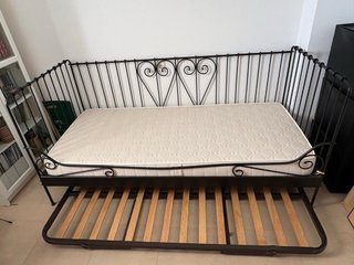 Cama nido metálica negra Ikea