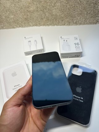 iPhone 14 Negro + Accesorios