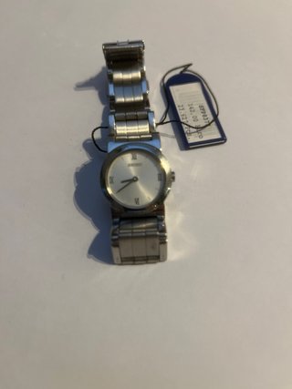 Reloj Seiko Mujer Plata y Blanco