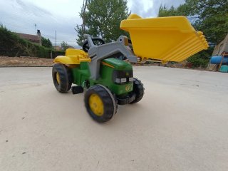 Tractor John Deere pedales y pala