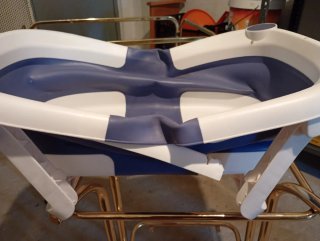 Bañera bebé plegable azul y blanca