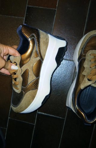 Scarpe comode beige e oro