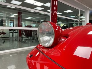 Porsche 911 CARRERA