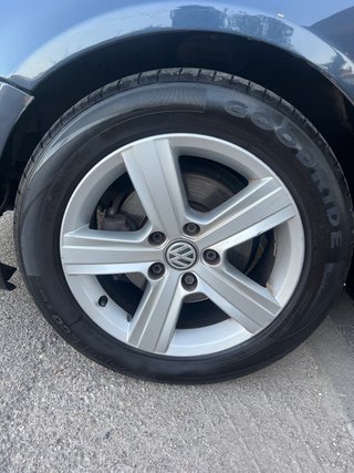 Volkswagen Golf 1.6 102cv