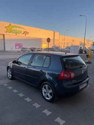 Volkswagen Golf 1.6 102cv