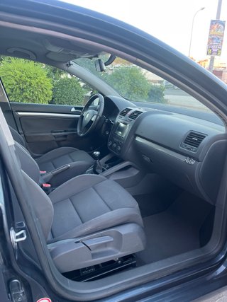Volkswagen Golf 1.6 102cv