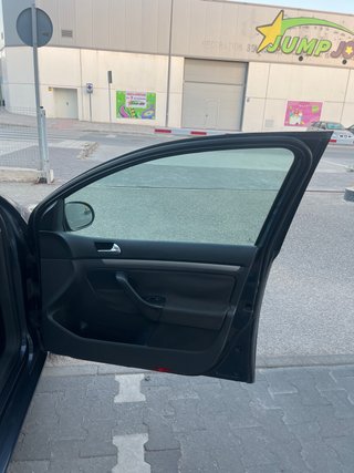 Volkswagen Golf 1.6 102cv