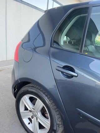 Volkswagen Golf 1.6 102cv