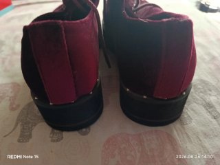 Zapatos de terciopelo burdeos con cordones
