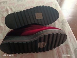 Zapatos de terciopelo burdeos con cordones