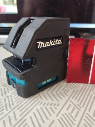 Nivel Láser Makita SK104