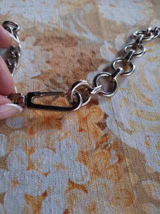 Cadena plateada para hombre para pantalones