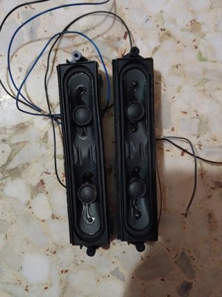 Altavoces TV Negro