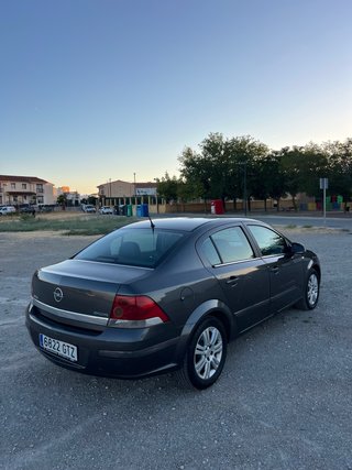 Opel Astra 2010 1.7 cdti 110cv año 2010
