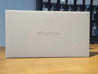 APPLE WATCH ULTRA 2 49MM CEL TITANIUM 100% BAT