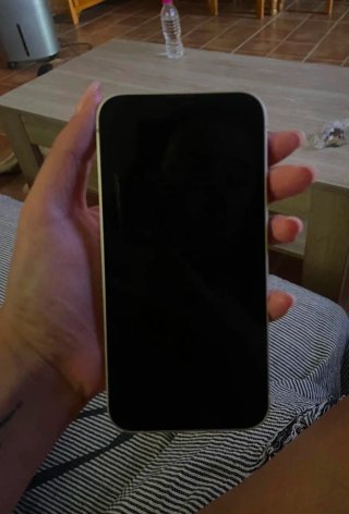 iPhone 13 Apple