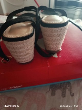Zapatos de cuña negros mujer
