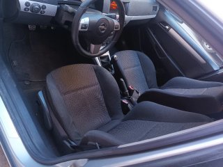 Opel Astra 2008