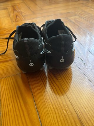 Zapatillas de fútbol Nike Tiempo Negras