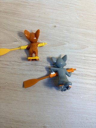 Tom & Jerry Kinder 2 Statuine con Remo