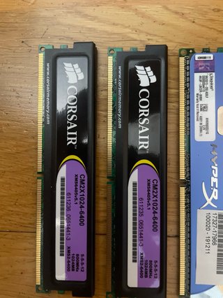 Memoria RAM DDR2 Corsair y Kingston