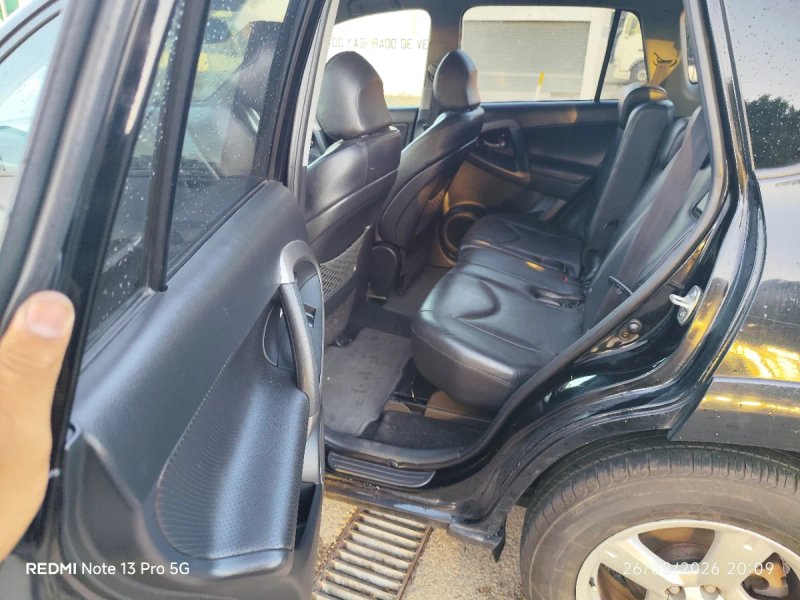 Toyota RAV4 2.2 D-4D Premium 2006, foto 5