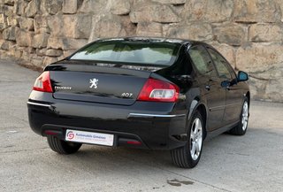 Peugeot 407 2011