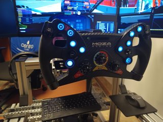 Simulador racing MOZA R9 V3 + KS + 3 monitores