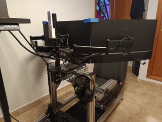 Simulador racing MOZA R9 V3 + KS + 3 monitores