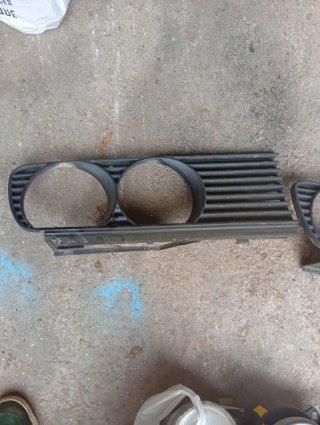 Rejillas Faros Delanteros BMW E30