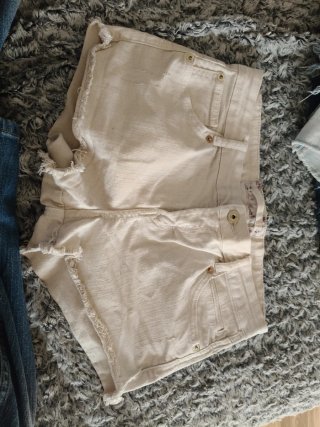 Faldas y pantalones cortos vaqueros
