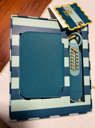 Cartera y llavero Jo & Mr Joe