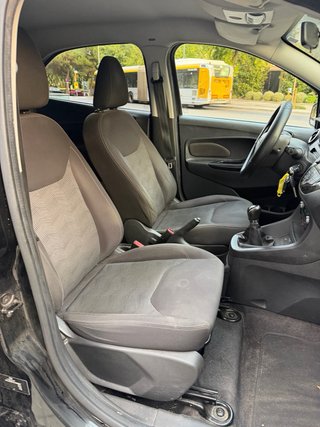 Ford Ka+ 2018 174.000 km pegatina C , garantía