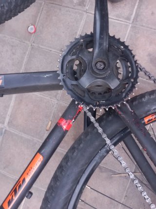 Bicicleta con vinilo KTM Aro 29