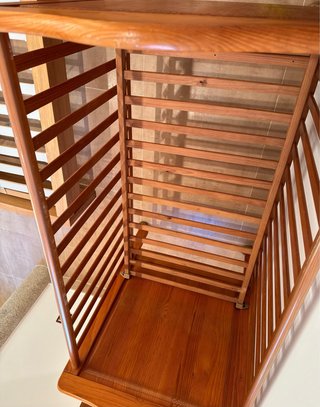 Cuna de madera maciza