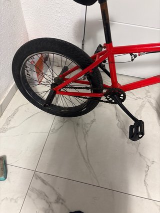 Bicicleta BMX Roja Glint
