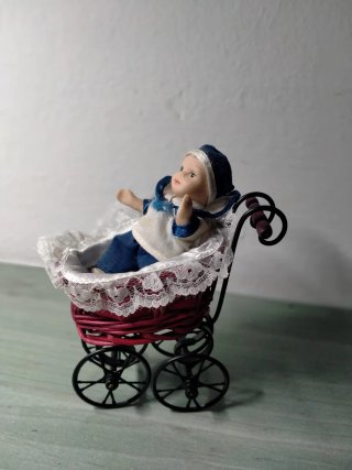 Muñecas 10unds de  porcelana antiguas