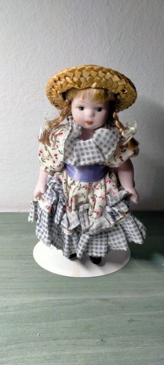 Muñecas 10unds de  porcelana antiguas