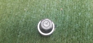 Tornillos antirrobo para coche (4 unidades)