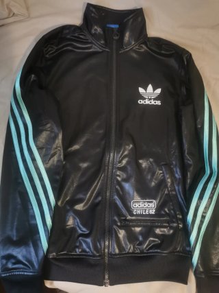 Sudadera Adidas Chile 62 Negra y Turquesa