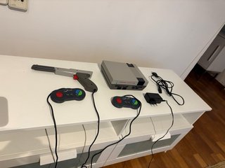 Consola Nintendo NES Gris con Accesorios