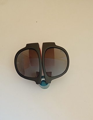 Gafas de sol plegables negras