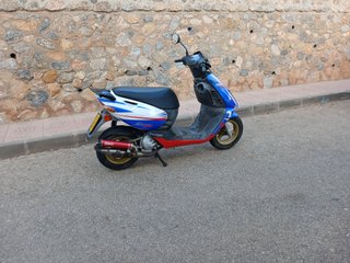 Ciclomotor Aprilia Sonic Azul/Rojo