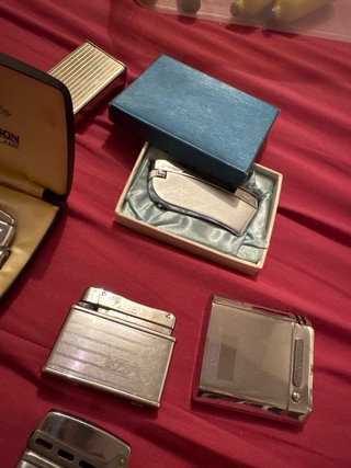 Collezione di accendini vintage