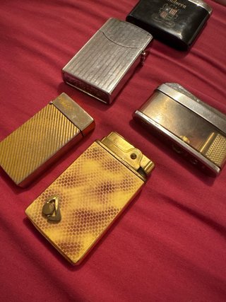 Collezione di accendini vintage
