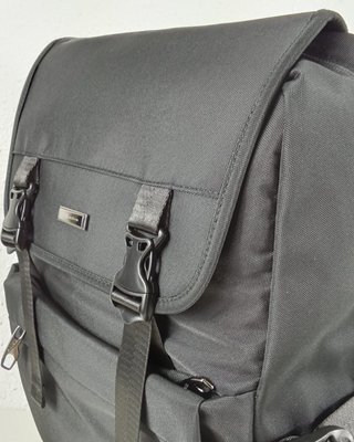 Mochila Negra Impermeable Antirobo Laptop 17¨ 18L