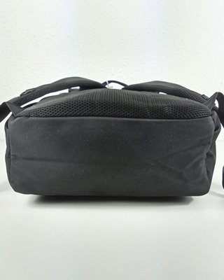 Mochila Negra Impermeable Antirobo Laptop 17¨ 18L
