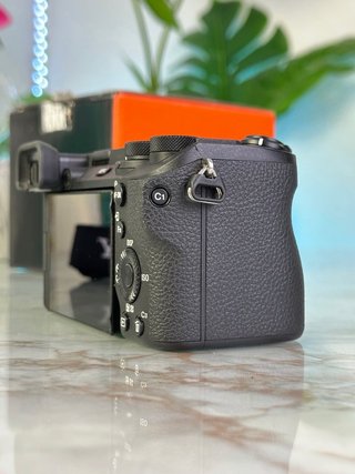 Sony A6700 + Ticket