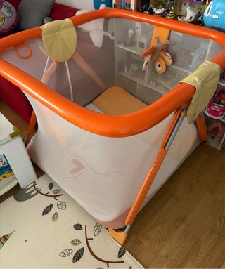 Parque infantil Brevi