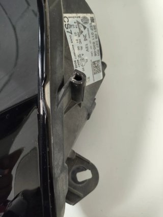 Faros Opel Corsa E de 2017.